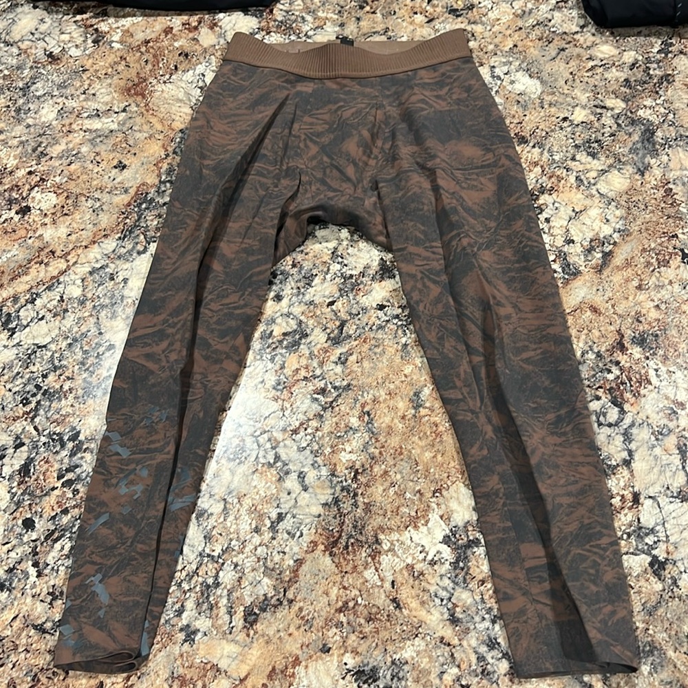 License to Train 21 22 inch 3/4 Mocha Terrain Men’s Tights Leggings